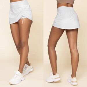 Popflex Cool White High Rise Ruched Bungee Superskort
